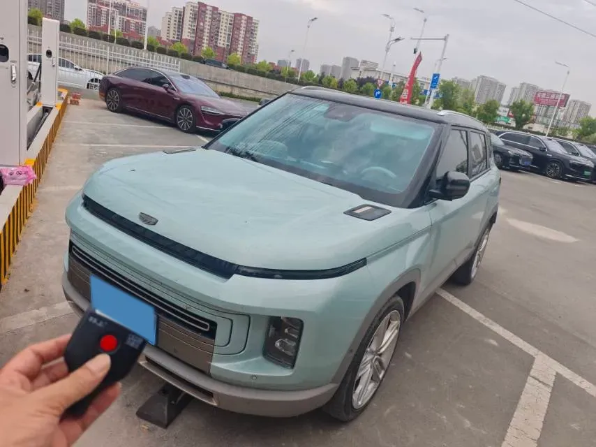 2022 Geely ICON 1.5T 177HP L3 6AT,autocango,china used car exporter,china ev exporter,chinese used car exporter,chinese used ev exporter