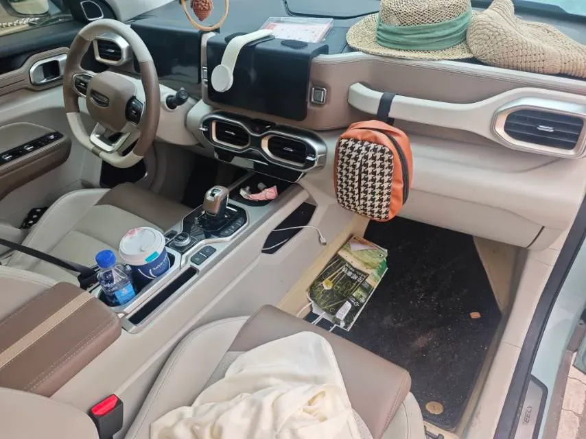 2022 Geely ICON 1.5T 177HP L3 6AT,autocango,china used car exporter,china ev exporter,chinese used car exporter,chinese used ev exporter