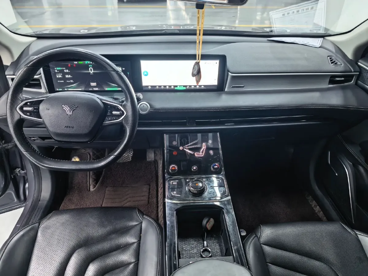 2022 Venucia Grand V 1.5T 190HP L4 7DCT,autocango,china used car exporter,china ev exporter,chinese used car exporter,chinese used ev exporter