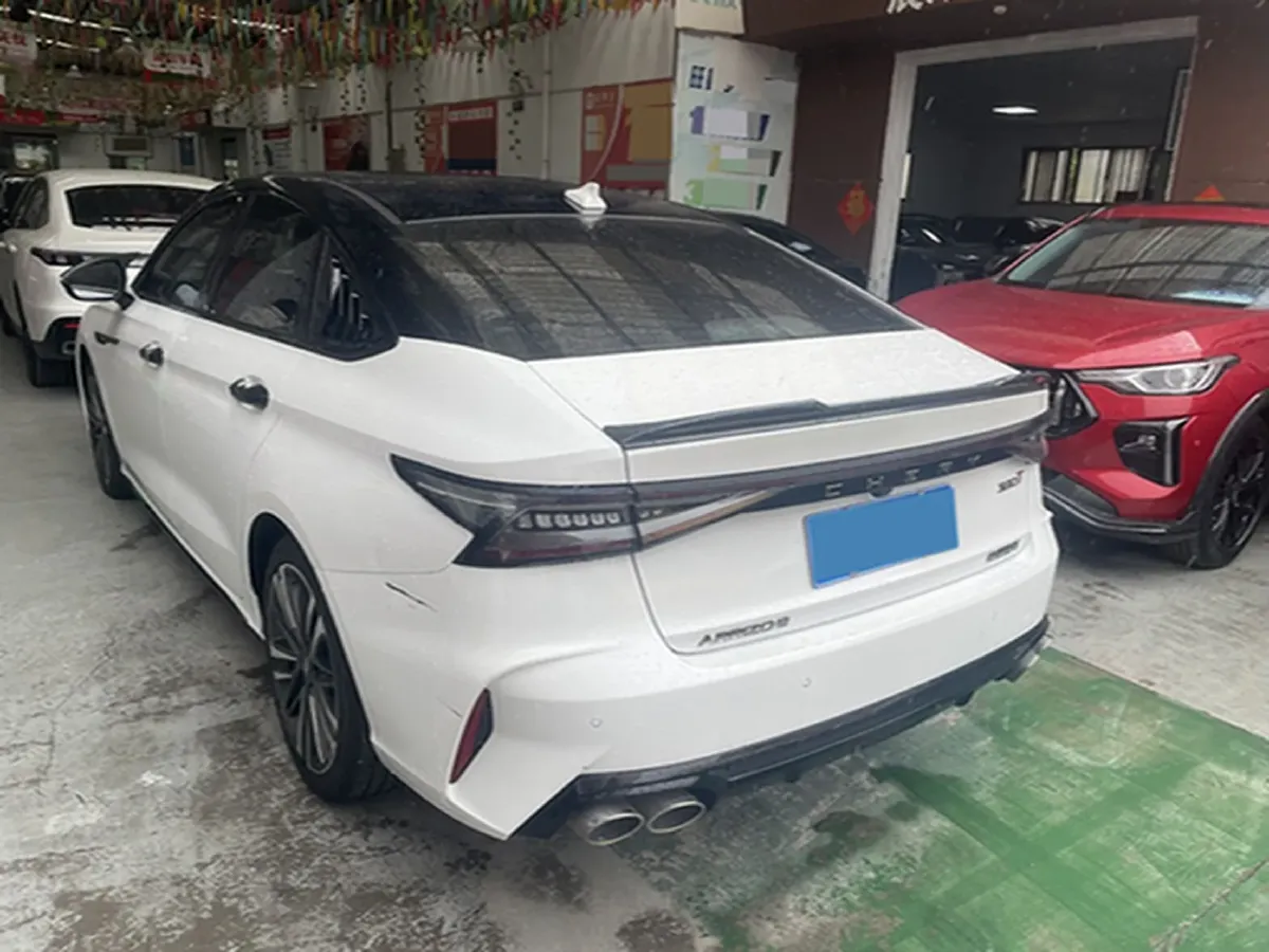 2024 Chery Arrizo 8 2.0T 254HP L4 7DCT,autocango,china used car exporter,china ev exporter,chinese used car exporter,chinese used ev exporter