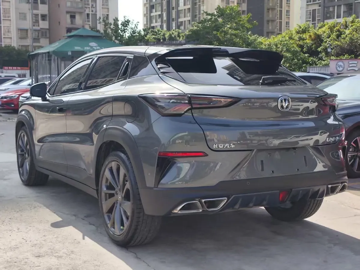 2020 ChangAn UNI-T 1.5T 180HP L4 7DCT,autocango,china used car exporter,china ev exporter,chinese used car exporter,chinese used ev exporter