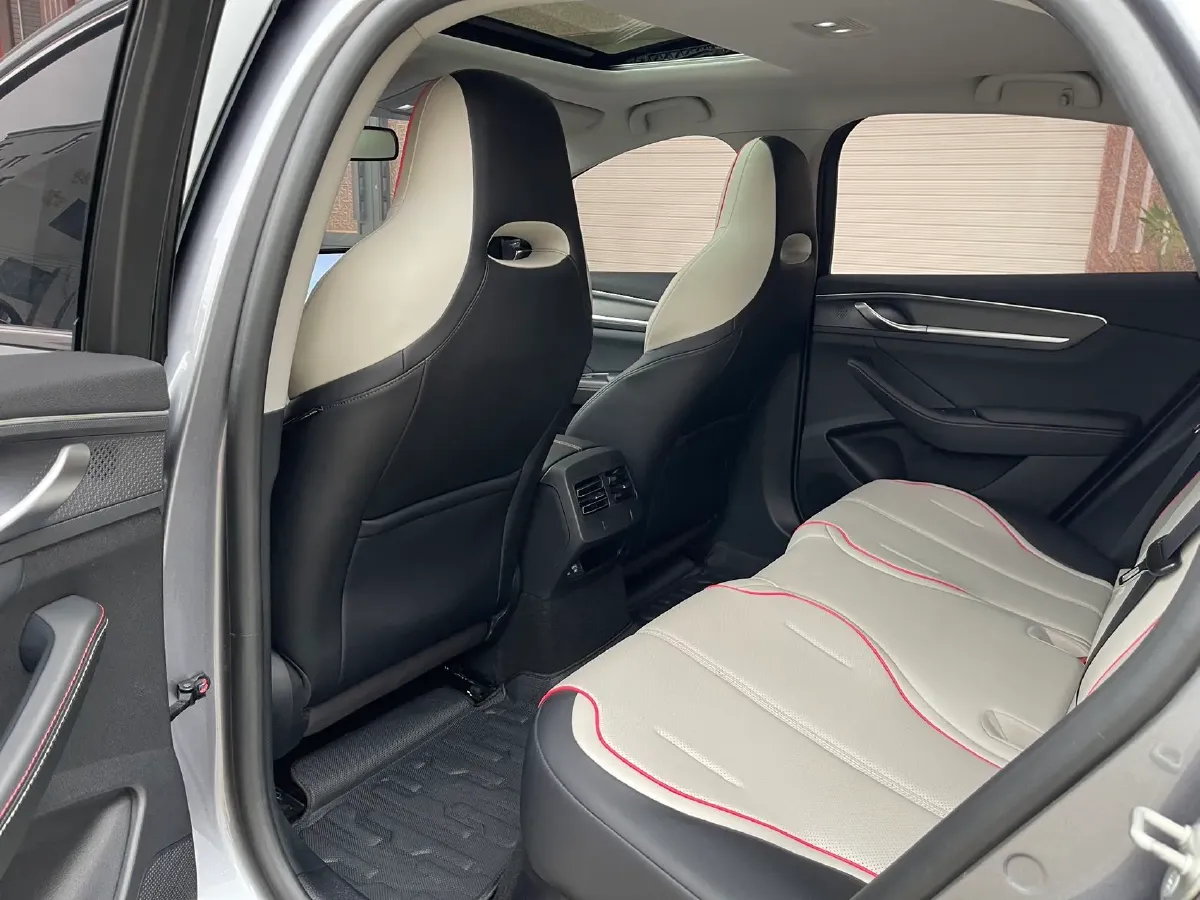 2022 Foton Grand General G7 2.0T 163HP L4 8AT,autocango,china used car exporter,china ev exporter,chinese used car exporter,chinese used ev exporter