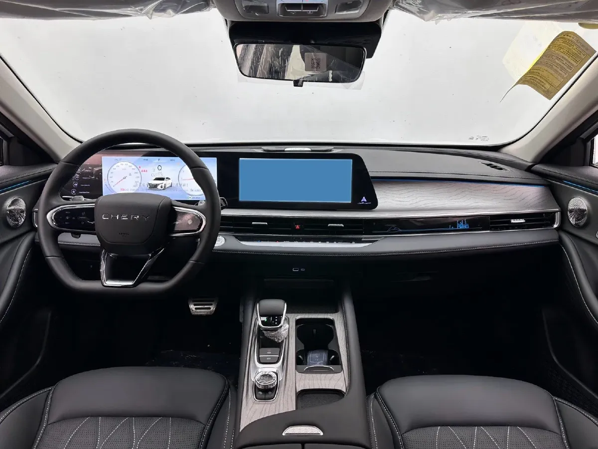 2025 Chery Arrizo 8 2.0T 254HP L4 7DCT,autocango,china used car exporter,china ev exporter,chinese used car exporter,chinese used ev exporter