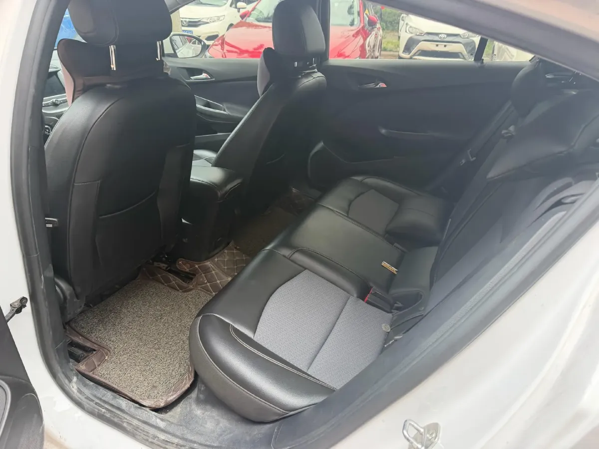 2018 Chevrolet Cruze 1.5L 114HP L4 6MT,autocango,china used car exporter,china ev exporter,chinese used car exporter,chinese used ev exporter