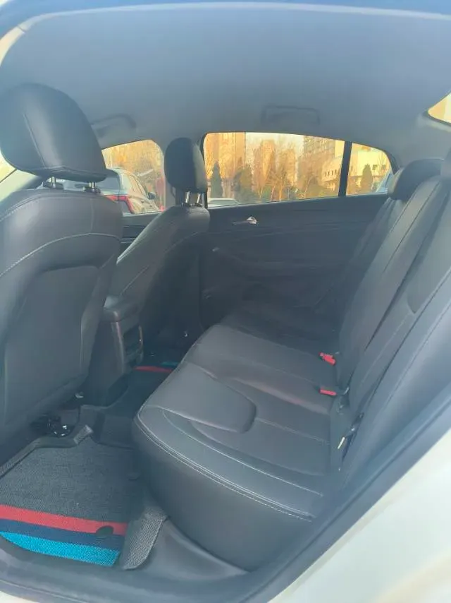 2023 Chery Arrizo 5 1.5L 116HP L4 5MT,autocango,china used car exporter,china ev exporter,chinese used car exporter,chinese used ev exporter