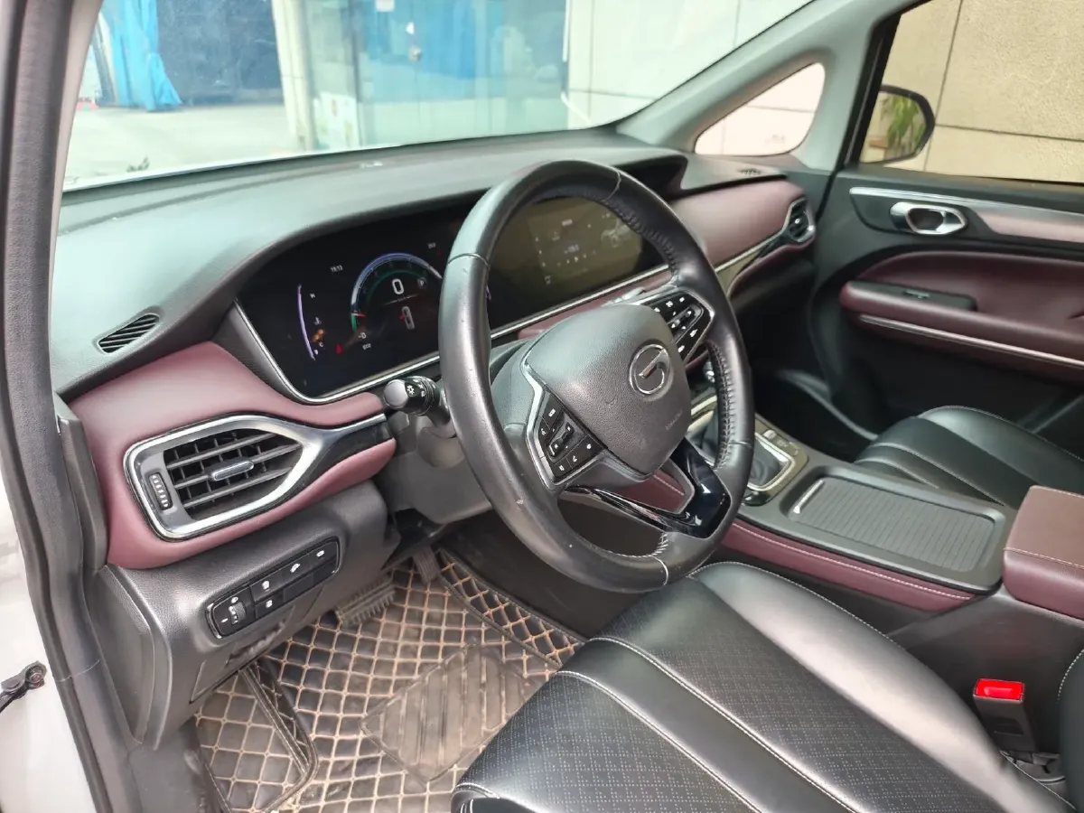 2021 GAC Trumpchi M6 1.5T 169HP L4 7DCT,autocango,china used car exporter,china ev exporter,chinese used car exporter,chinese used ev exporter