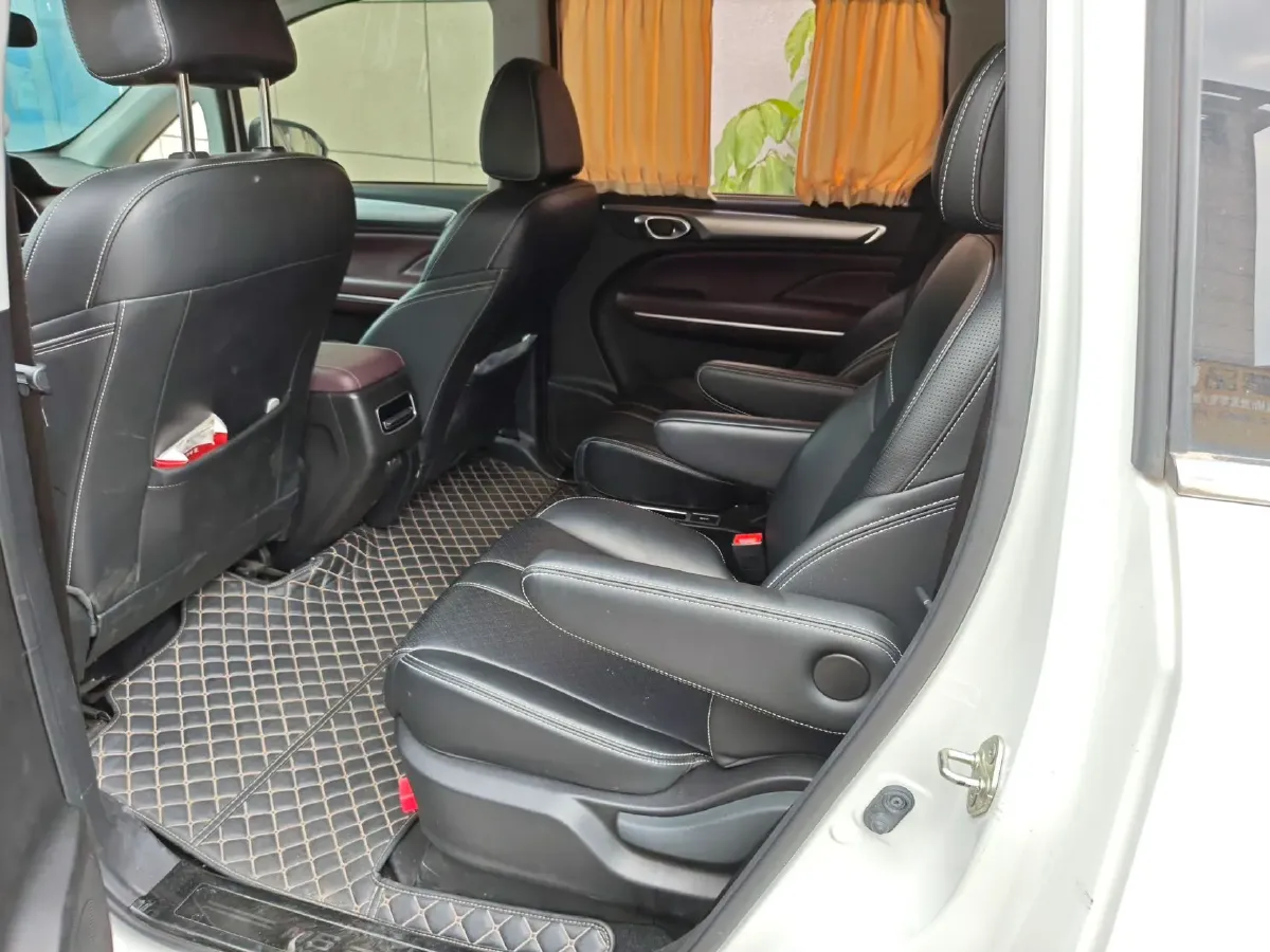 2021 GAC Trumpchi M6 1.5T 169HP L4 7DCT,autocango,china used car exporter,china ev exporter,chinese used car exporter,chinese used ev exporter