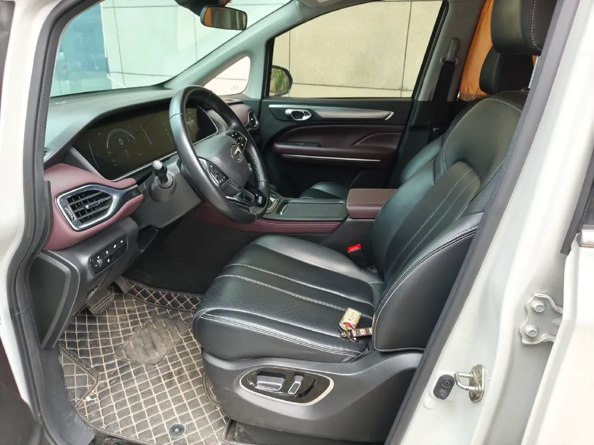 2021 GAC Trumpchi M6 1.5T 169HP L4 7DCT,autocango,china used car exporter,china ev exporter,chinese used car exporter,chinese used ev exporter