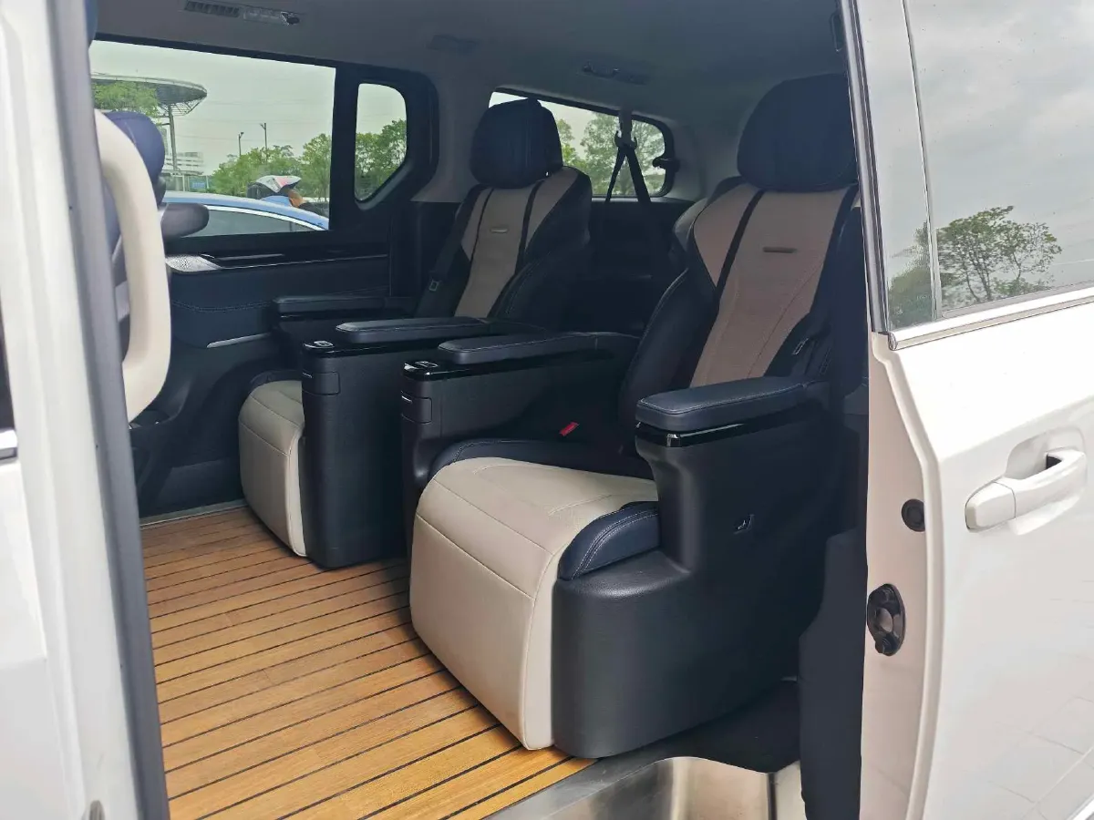 2021 MAXUS G20 2.0T 224HP L4 8AT,autocango,china used car exporter,china ev exporter,chinese used car exporter,chinese used ev exporter