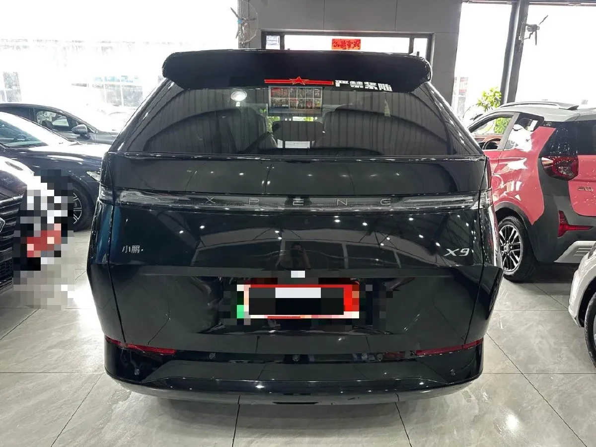 2024 Xpeng X9 BEV 84.5KWH,autocango,china used car exporter,china ev exporter,chinese used car exporter,chinese used ev exporter