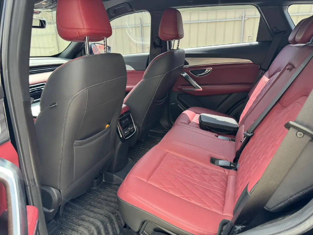 2023 Jetour X70 Plus 1.5T 156HP L4 6DCT,autocango,china used car exporter,china ev exporter,chinese used car exporter,chinese used ev exporter