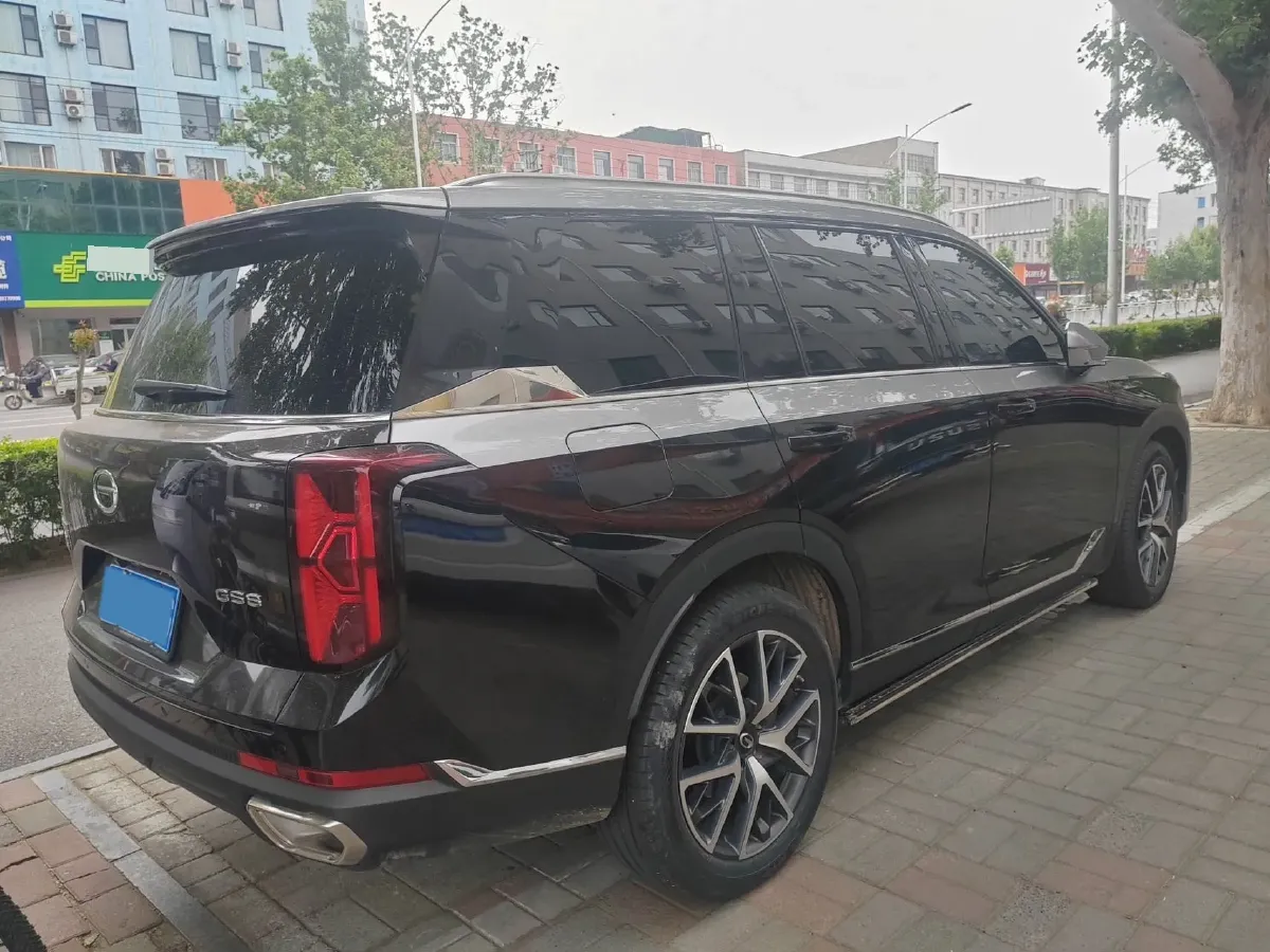 2022 GAC Trumpchi GS8 2.0T 252HP L4 8AT,autocango,china used car exporter,china ev exporter,chinese used car exporter,chinese used ev exporter