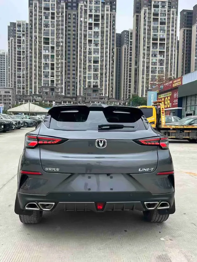 2020 ChangAn UNI-T 1.5T 180HP L4 7DCT,autocango,china used car exporter,china ev exporter,chinese used car exporter,chinese used ev exporter