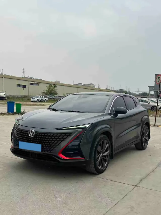 2020 ChangAn UNI-T 1.5T 180HP L4 7DCT,autocango,china used car exporter,china ev exporter,chinese used car exporter,chinese used ev exporter