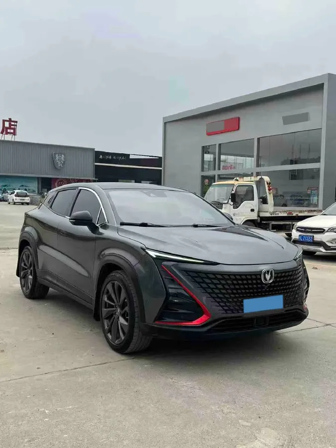2020 ChangAn UNI-T 1.5T 180HP L4 7DCT,autocango,china used car exporter,china ev exporter,chinese used car exporter,chinese used ev exporter