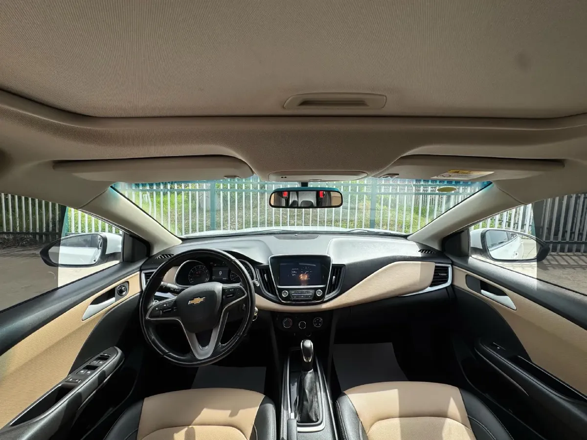 2022 Chevrolet Monza 1.5L 113HP L4 6AT,autocango,china used car exporter,china ev exporter,chinese used car exporter,chinese used ev exporter