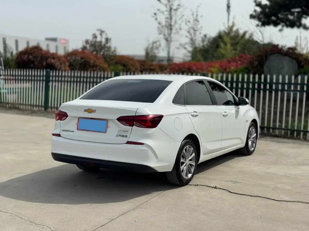 2022 Chevrolet Monza 1.5L 113HP L4 6AT,autocango,china used car exporter,china ev exporter,chinese used car exporter,chinese used ev exporter