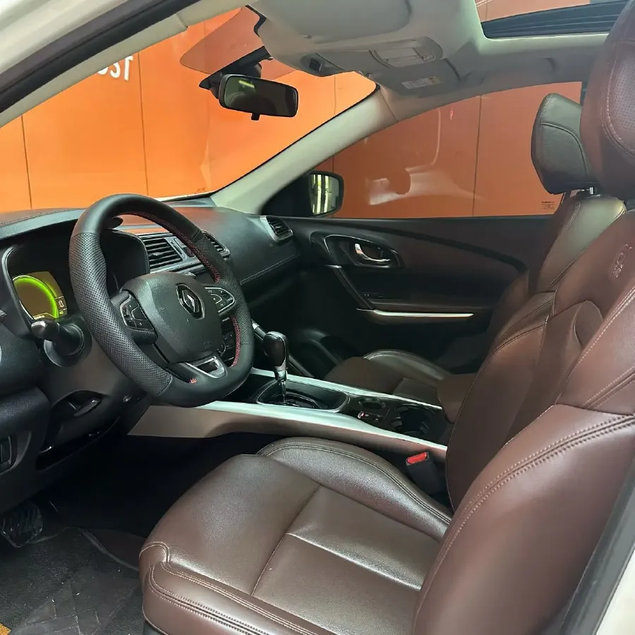 2017 Renault Kadjar 2.0L 150HP L4 CVT,autocango,china used car exporter,china ev exporter,chinese used car exporter,chinese used ev exporter