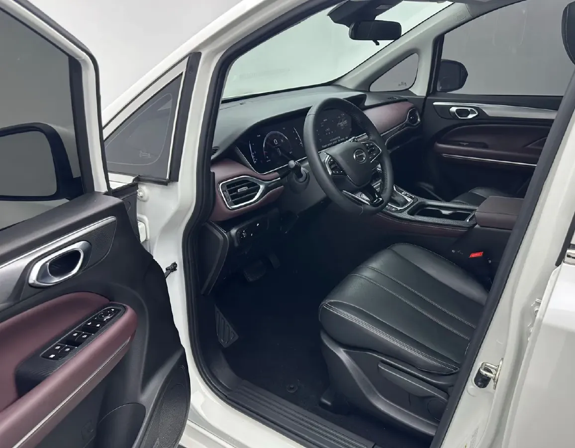 2021 GAC Trumpchi M6 1.5T 169HP L4 7DCT,autocango,china used car exporter,china ev exporter,chinese used car exporter,chinese used ev exporter