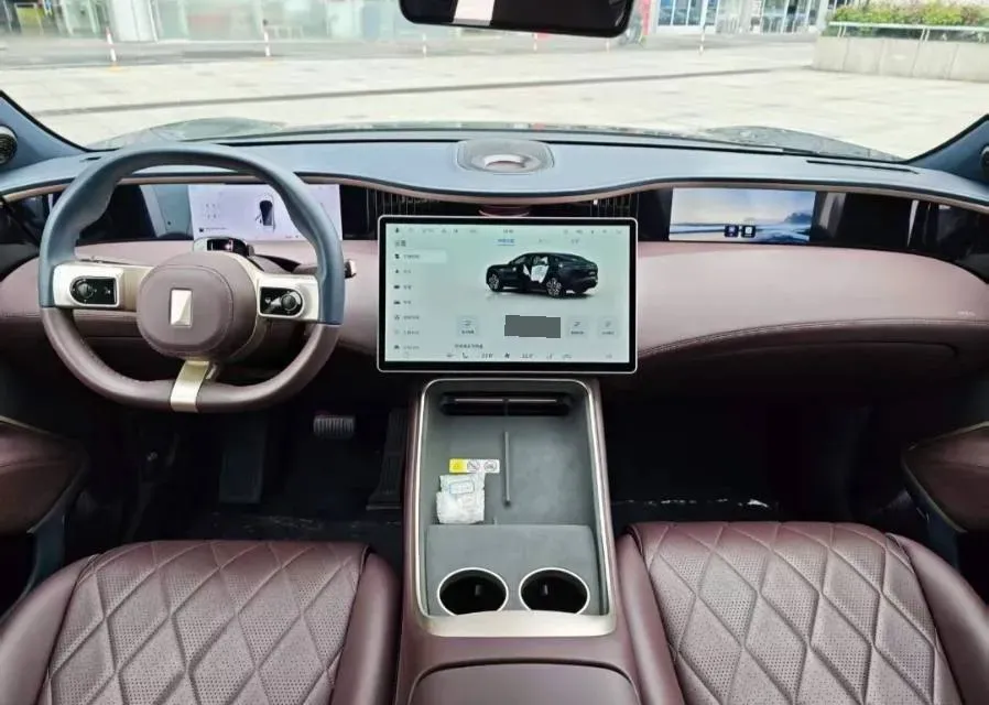 2025 Avatr 11 1.5T 156HP L4 REEV,autocango,china used car exporter,china ev exporter,chinese used car exporter,chinese used ev exporter