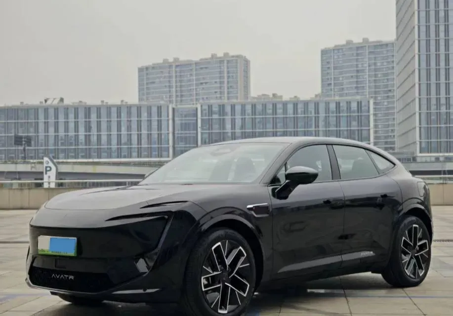 2025 Avatr 11 1.5T 156HP L4 REEV,autocango,china used car exporter,china ev exporter,chinese used car exporter,chinese used ev exporter