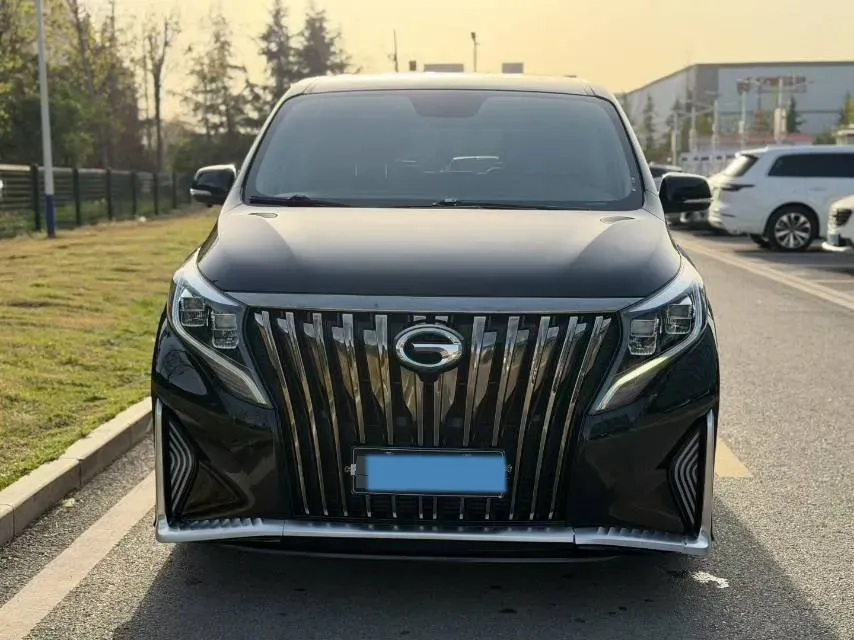 2021 GAC Trumpchi M8 2.0T 252HP L4 8AT,autocango,china used car exporter,china ev exporter,chinese used car exporter,chinese used ev exporter