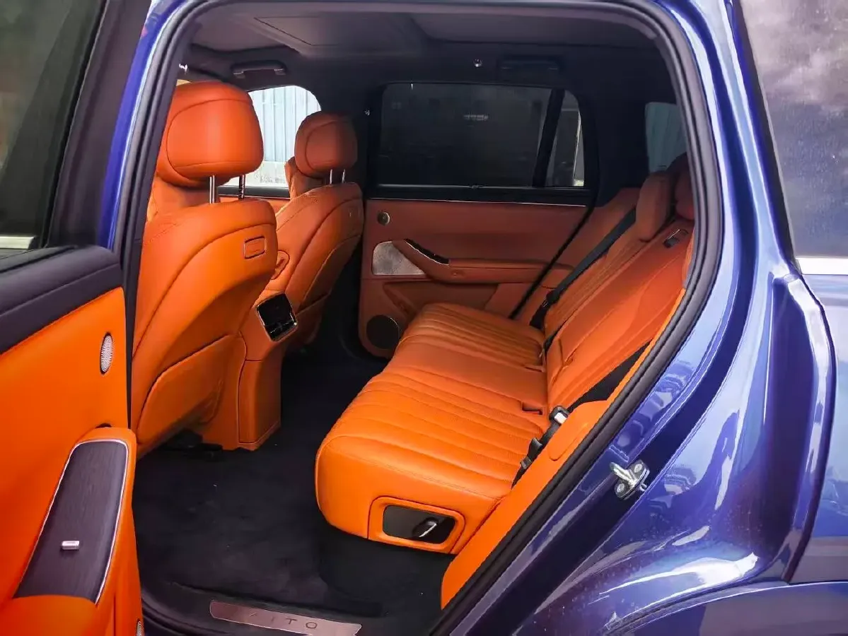 2026 AITO AITO M7 REEV 160HP REEV,autocango,china used car exporter,china ev exporter,chinese used car exporter,chinese used ev exporter