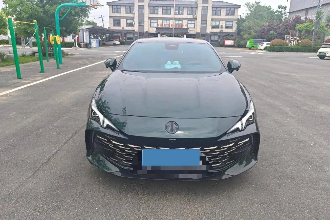2023 MG 7 2.0T 261HP L4 9AT,autocango,china used car exporter,china ev exporter,chinese used car exporter,chinese used ev exporter