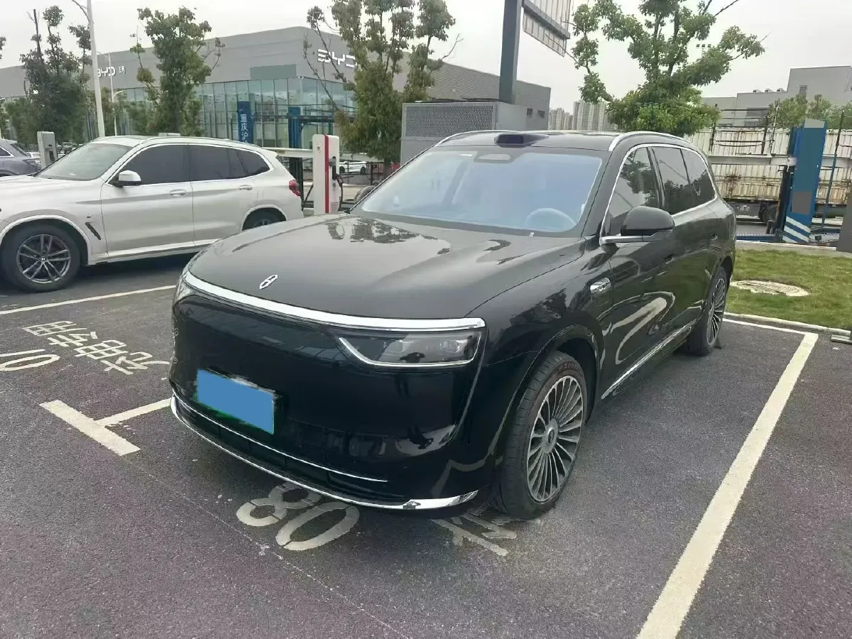 2025 AITO AITO M8 REEV 160HP REEV 53.4KWH,autocango,china used car exporter,china ev exporter,chinese used car exporter,chinese used ev exporter