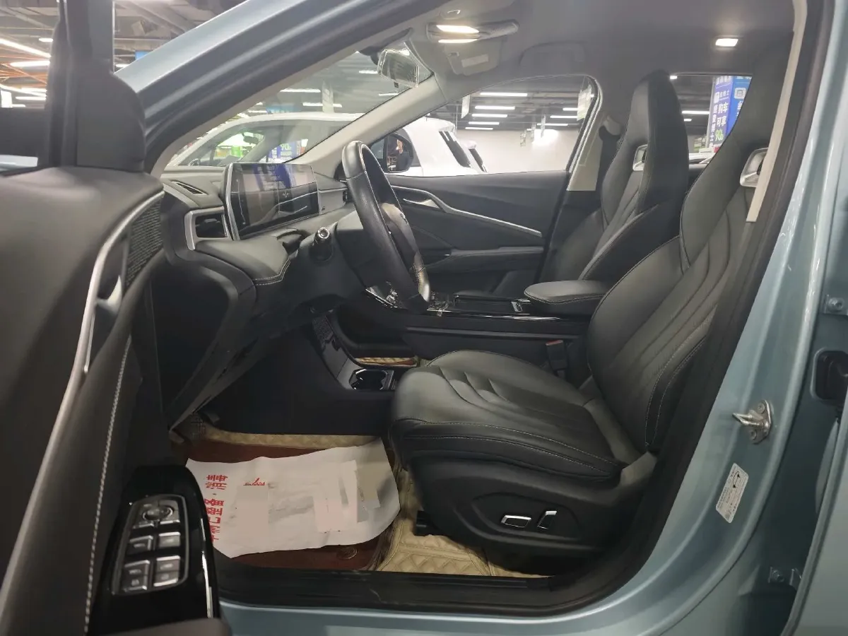 2022 GAC Trumpchi GS4 Plus 2.0T 252HP L4 6AT,autocango,china used car exporter,china ev exporter,chinese used car exporter,chinese used ev exporter