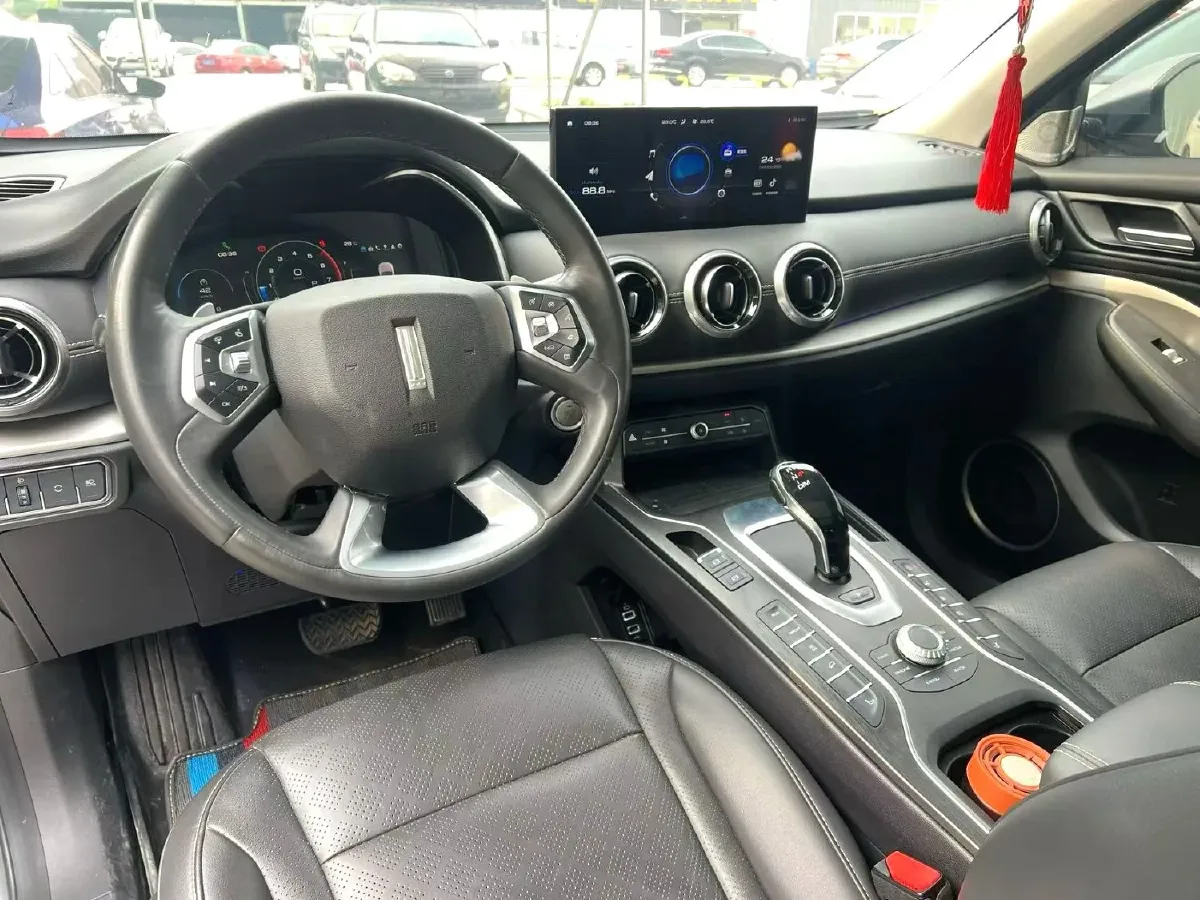 2021 WEY VV6 2.0T 227HP L4 7DCT,autocango,china used car exporter,china ev exporter,chinese used car exporter,chinese used ev exporter