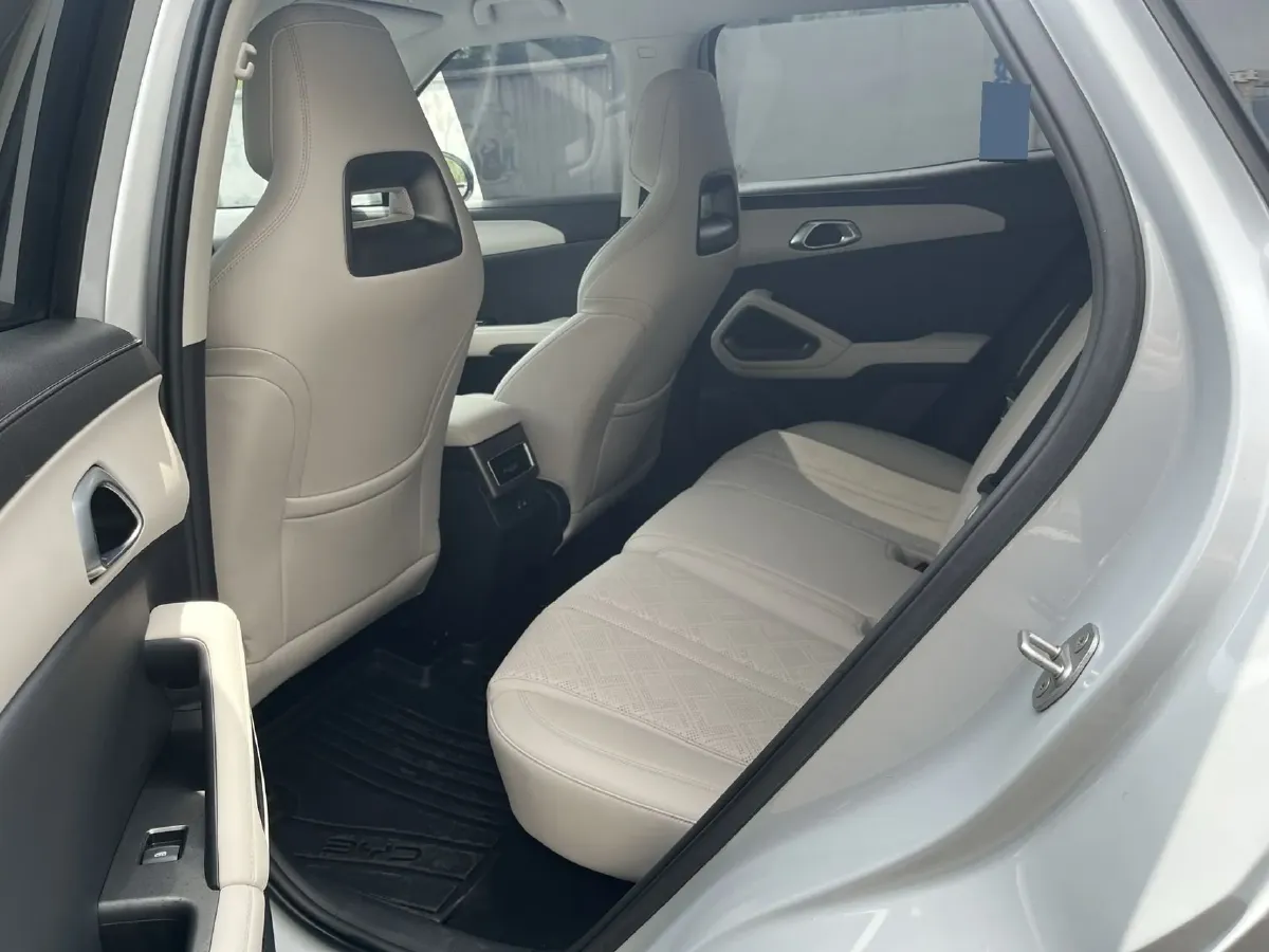 2024 BYD YuanUP BEV 45.12KWH,autocango,china used car exporter,china ev exporter,chinese used car exporter,chinese used ev exporter