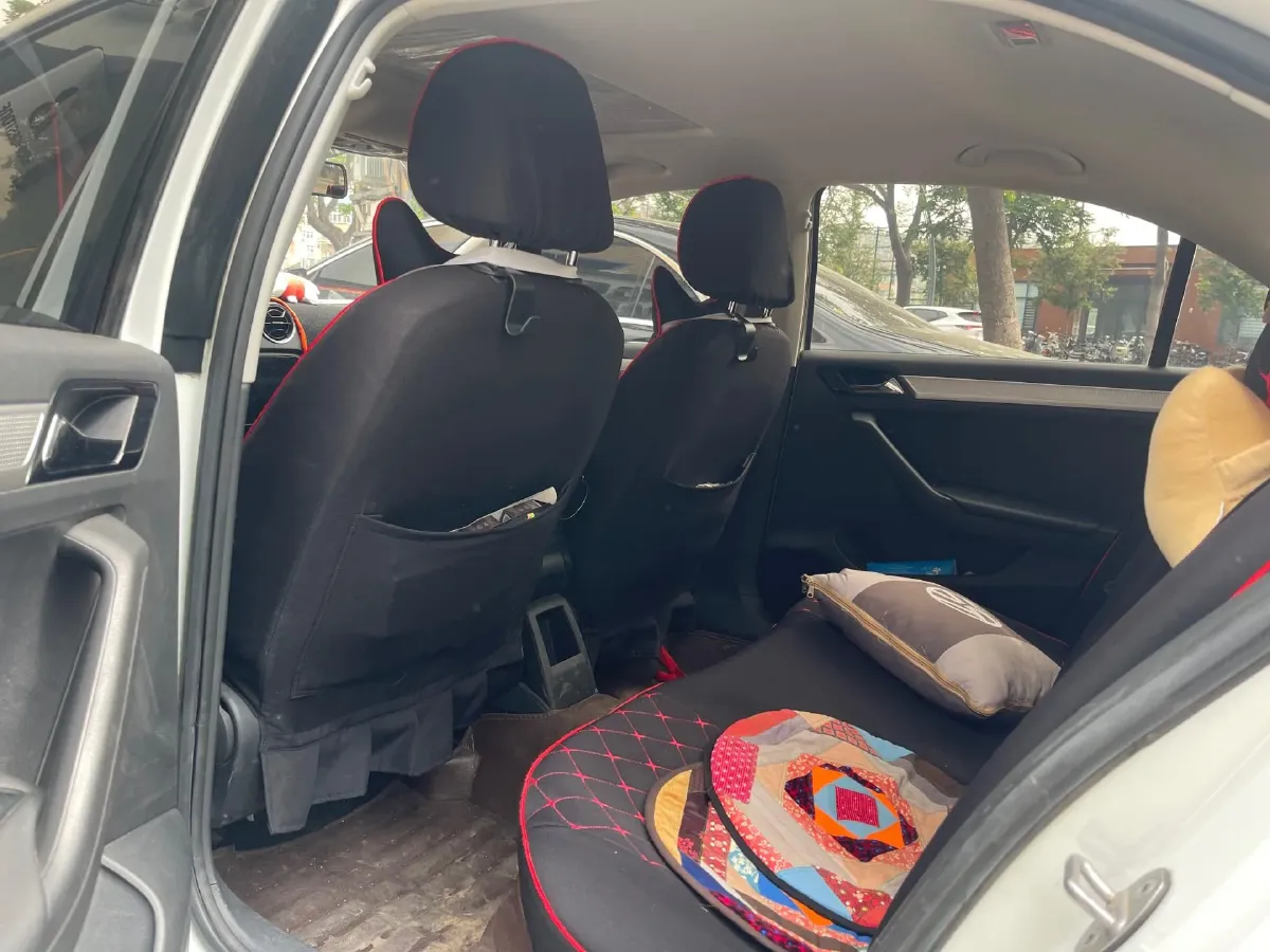 2019 Jetta VA3 1.5L 112HP L4 5MT,autocango,china used car exporter,china ev exporter,chinese used car exporter,chinese used ev exporter