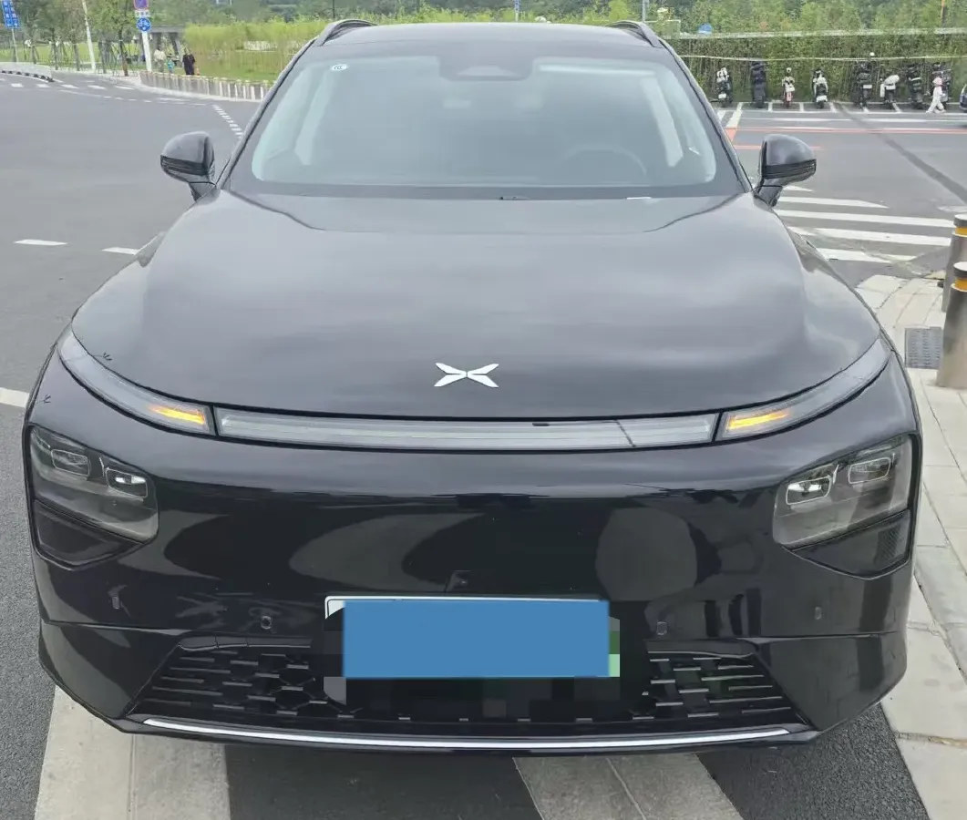 2024 Xpeng G9 BEV 78.2KWH,autocango,china used car exporter,china ev exporter,chinese used car exporter,chinese used ev exporter