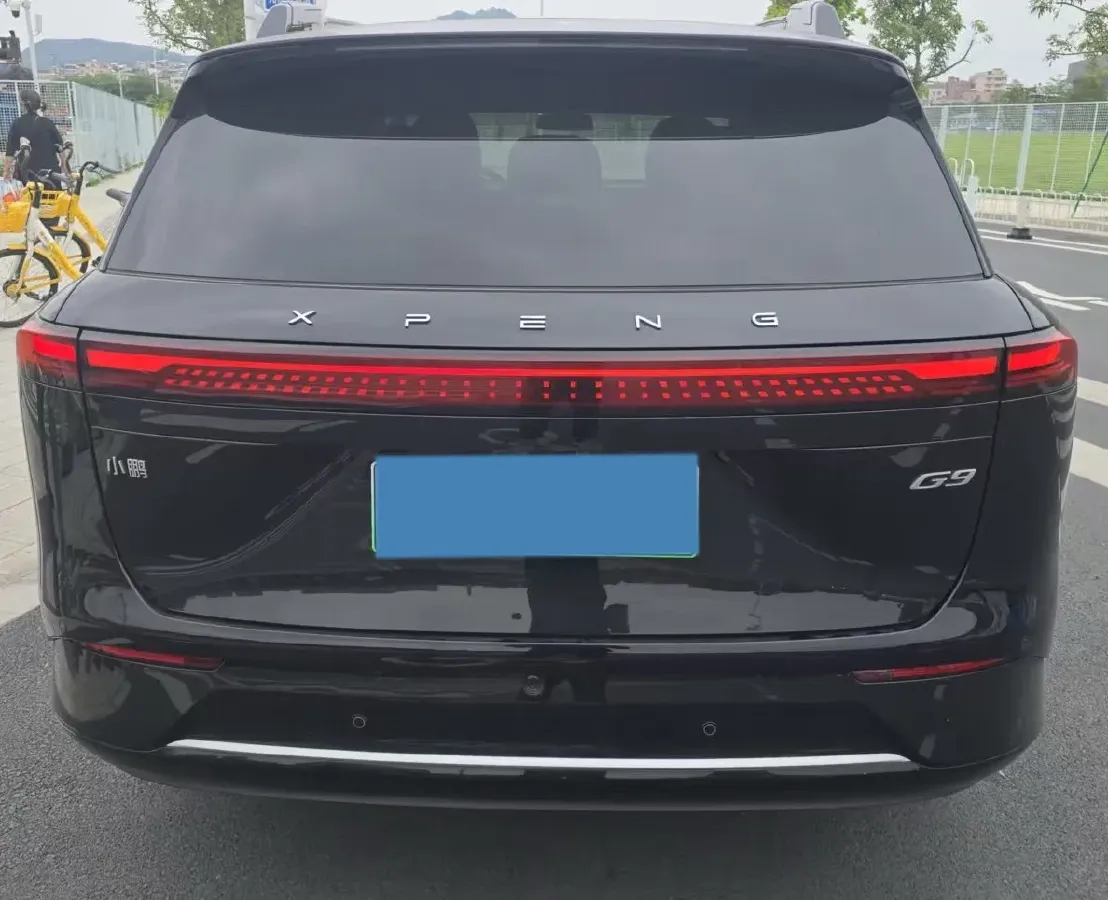 2024 Xpeng G9 BEV 78.2KWH,autocango,china used car exporter,china ev exporter,chinese used car exporter,chinese used ev exporter