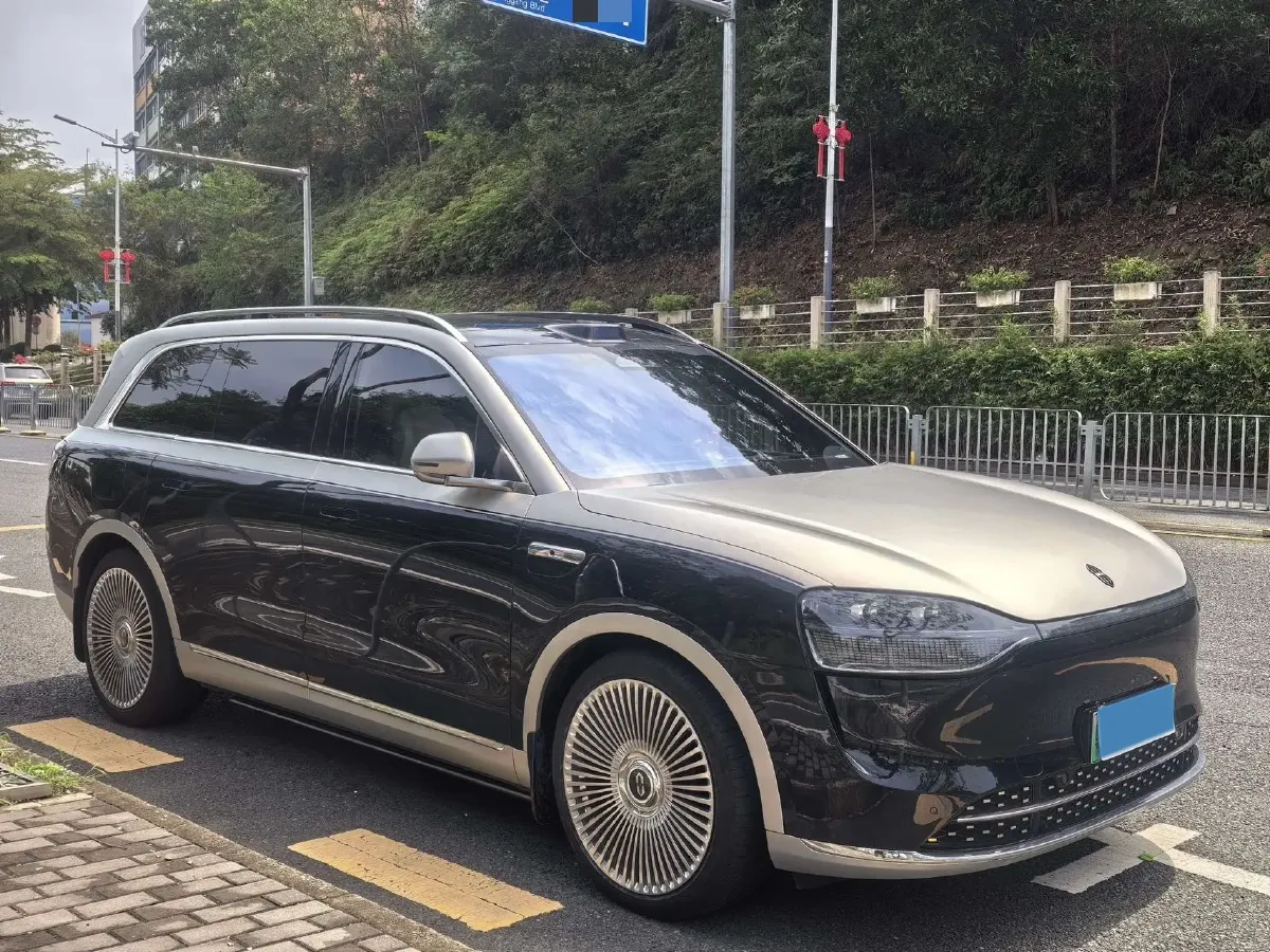 2024 AITO AITO M9 1.5T 152HP L4 REEV 42KWH,autocango,china used car exporter,china ev exporter,chinese used car exporter,chinese used ev exporter