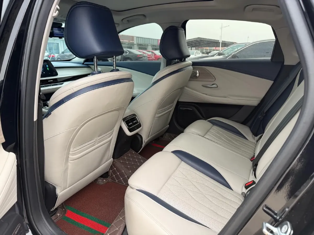 2022 Chery Arrizo 8 1.6T 197HP L4 7DCT,autocango,china used car exporter,china ev exporter,chinese used car exporter,chinese used ev exporter