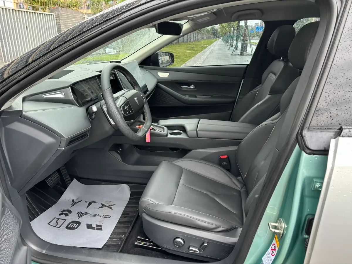 2022 Mazda 3 Axela 2.0L 158HP L4 6AT,autocango,china used car exporter,china ev exporter,chinese used car exporter,chinese used ev exporter