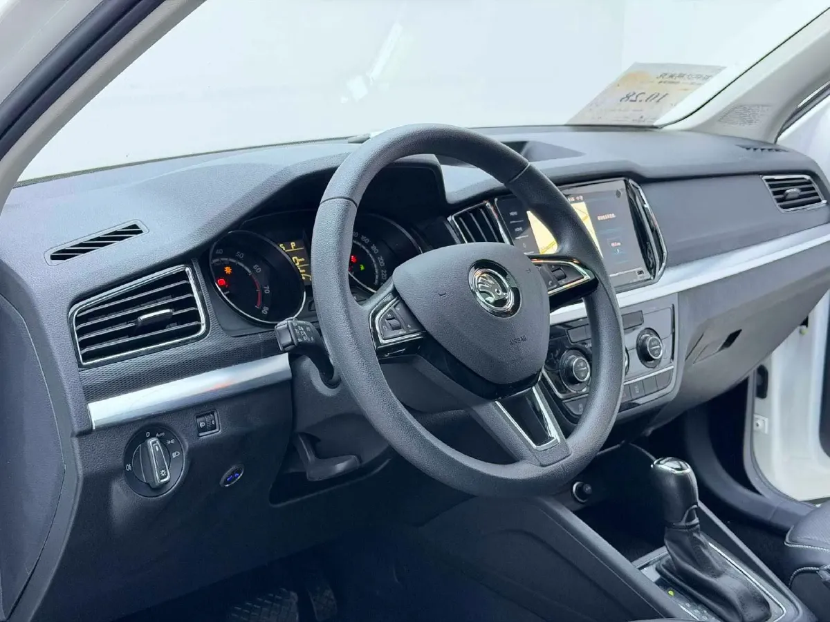 2022 Skoda Kamiq 1.5L 112HP L4 6AT,autocango,china used car exporter,china ev exporter,chinese used car exporter,chinese used ev exporter