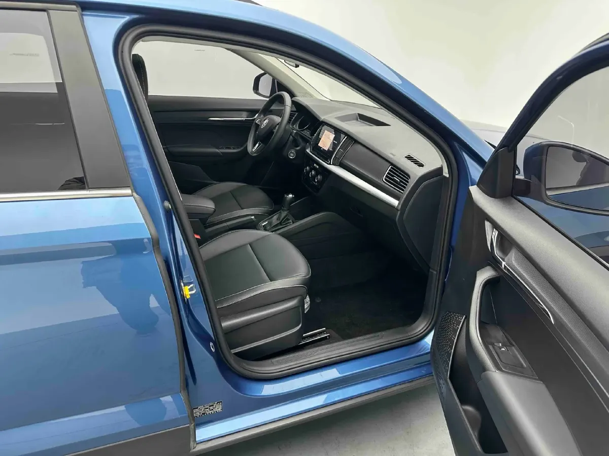 2022 Skoda Kamiq 1.5L 112HP L4 6AT,autocango,china used car exporter,china ev exporter,chinese used car exporter,chinese used ev exporter