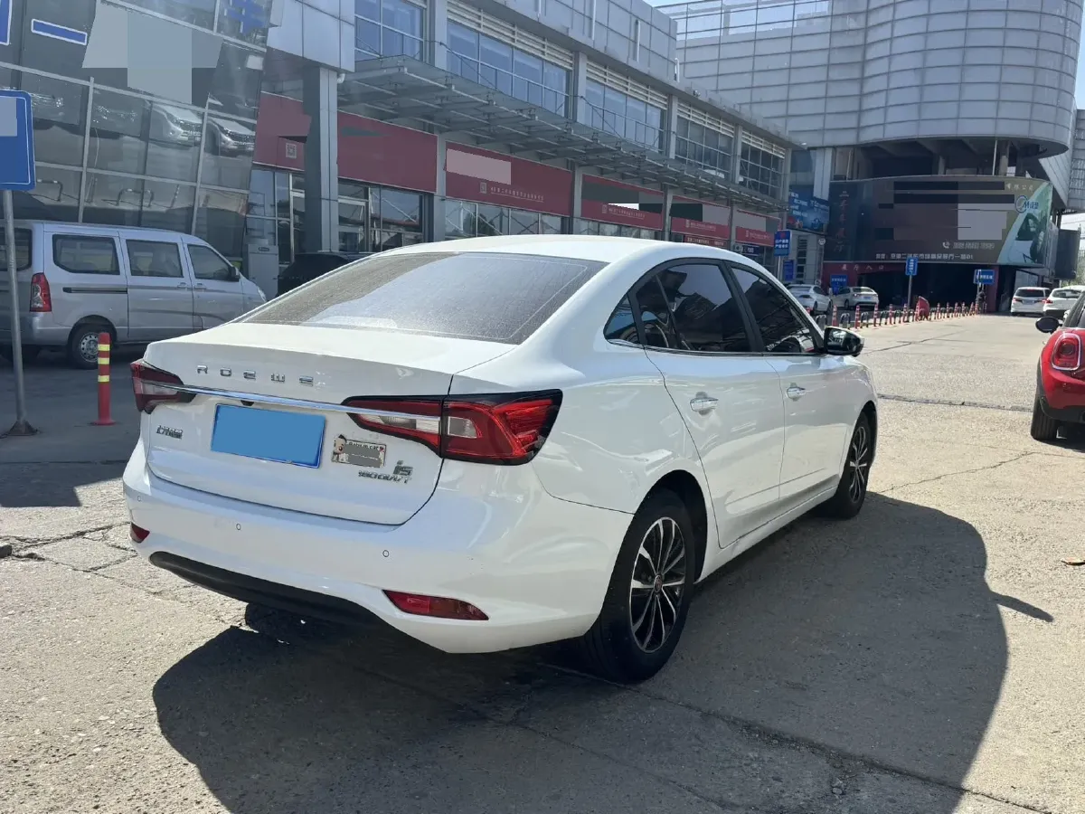 2020 Roewe i5 1.5L 120HP L4 CVT,autocango,china used car exporter,china ev exporter,chinese used car exporter,chinese used ev exporter