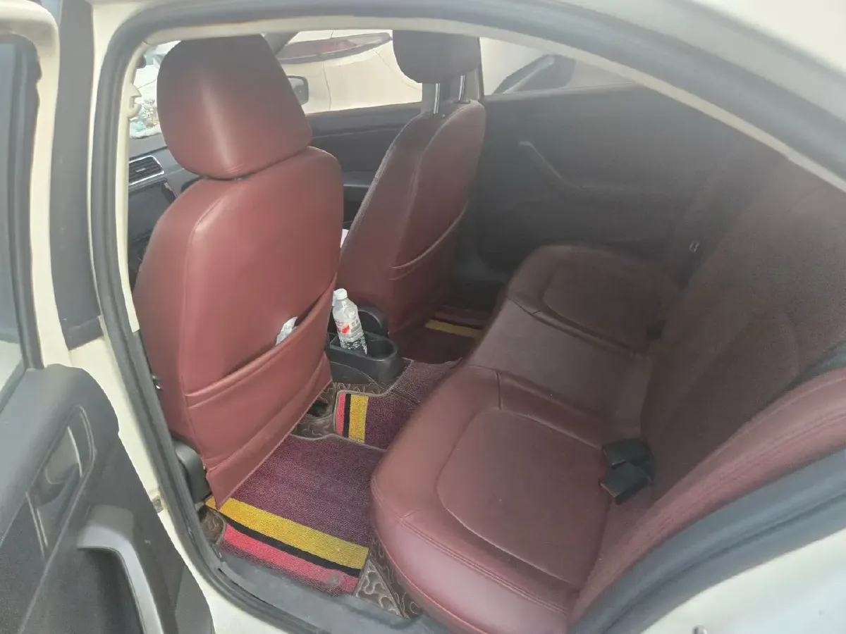 2018 Skoda Rapid 1.4L 90HP L4 5MT,autocango,china used car exporter,china ev exporter,chinese used car exporter,chinese used ev exporter