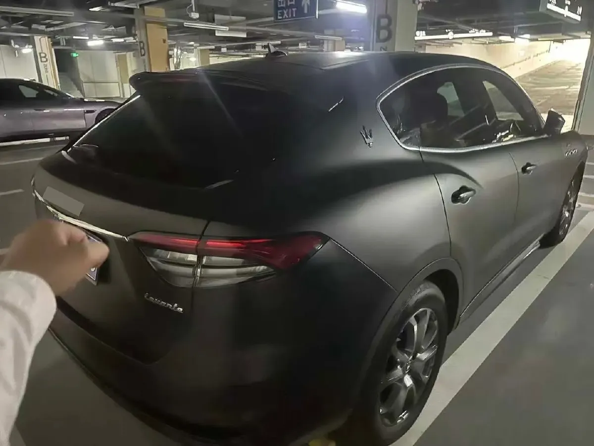 2021 Maserati Levante 3.0T 350HP V6 8AT,autocango,china used car exporter,china ev exporter,chinese used car exporter,chinese used ev exporter