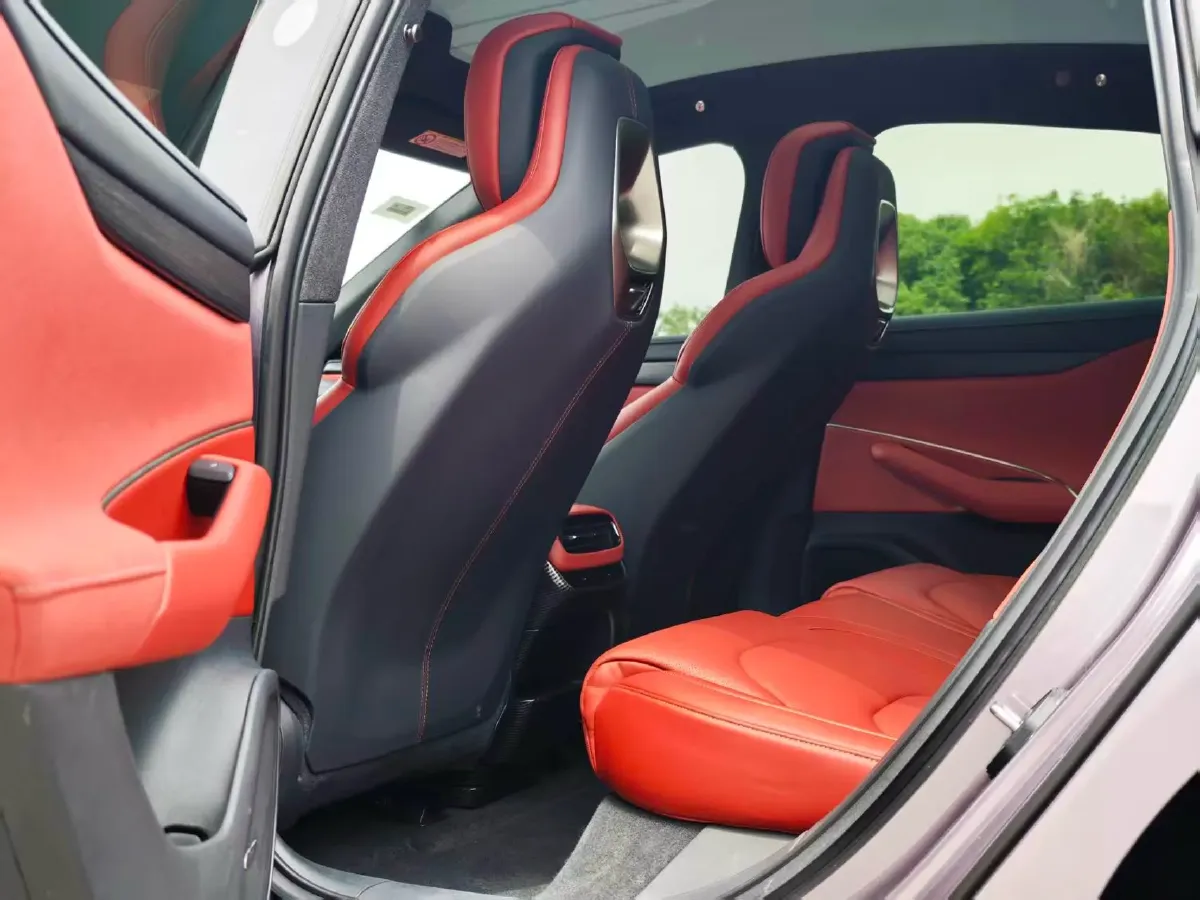 2024 MI SU7 BEV 73.6KWH,autocango,china used car exporter,china ev exporter,chinese used car exporter,chinese used ev exporter