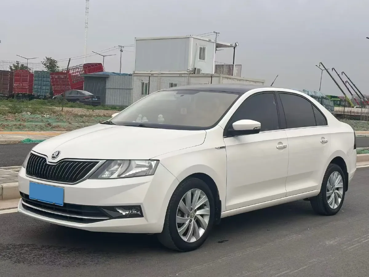 2019 Skoda Rapid Spaceback 1.5L 110HP L4 6AT,autocango,china used car exporter,china ev exporter,chinese used car exporter,chinese used ev exporter