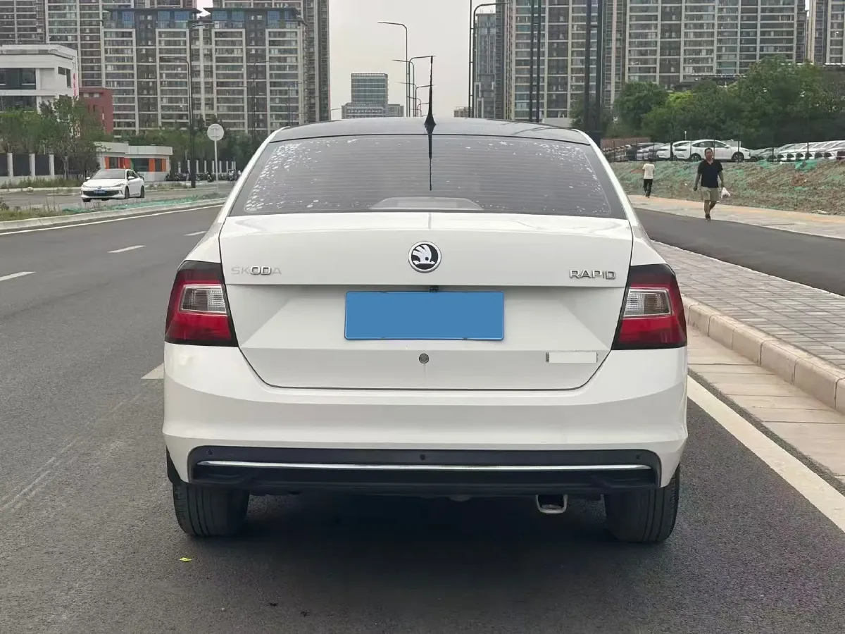 2019 Skoda Rapid Spaceback 1.5L 110HP L4 6AT,autocango,china used car exporter,china ev exporter,chinese used car exporter,chinese used ev exporter