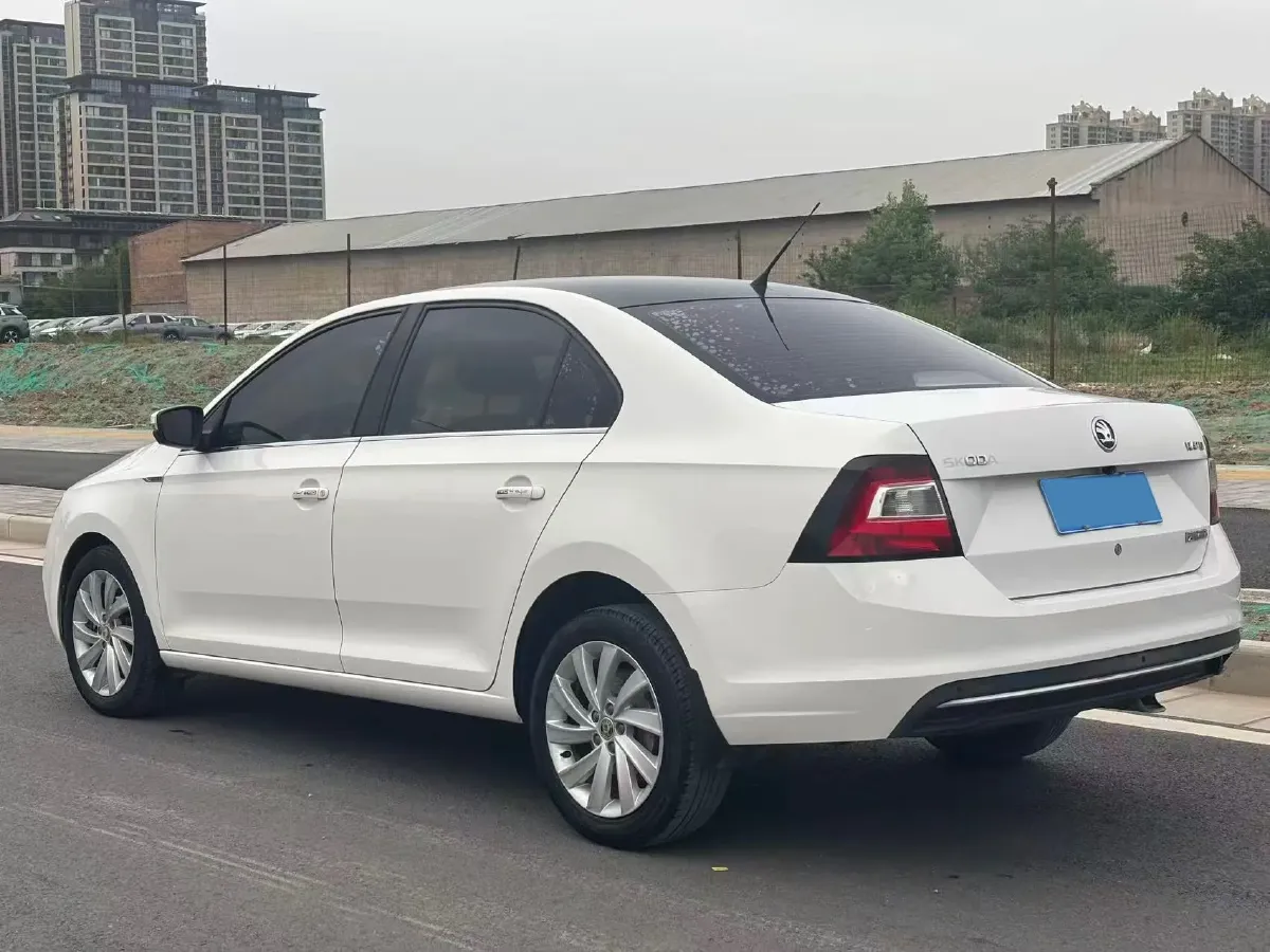 2019 Skoda Rapid Spaceback 1.5L 110HP L4 6AT,autocango,china used car exporter,china ev exporter,chinese used car exporter,chinese used ev exporter