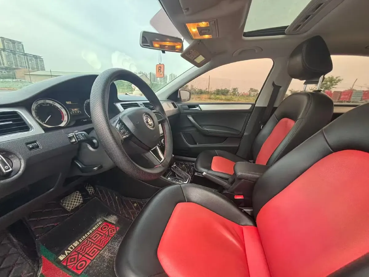 2019 Skoda Rapid Spaceback 1.5L 110HP L4 6AT,autocango,china used car exporter,china ev exporter,chinese used car exporter,chinese used ev exporter