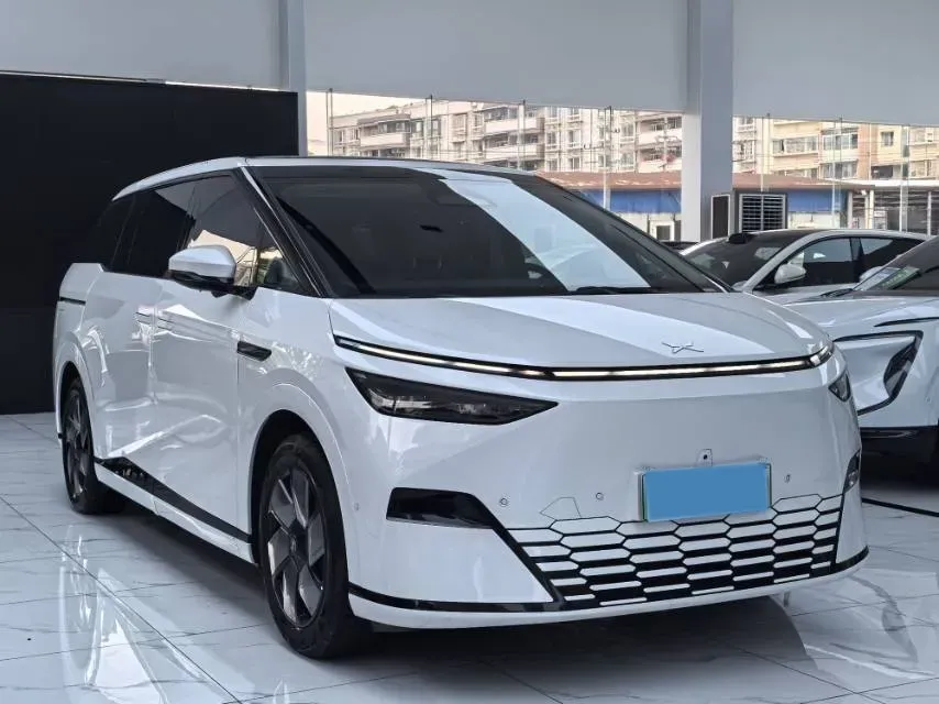 2024 Xpeng X9 BEV 101.5KWH,autocango,china used car exporter,china ev exporter,chinese used car exporter,chinese used ev exporter