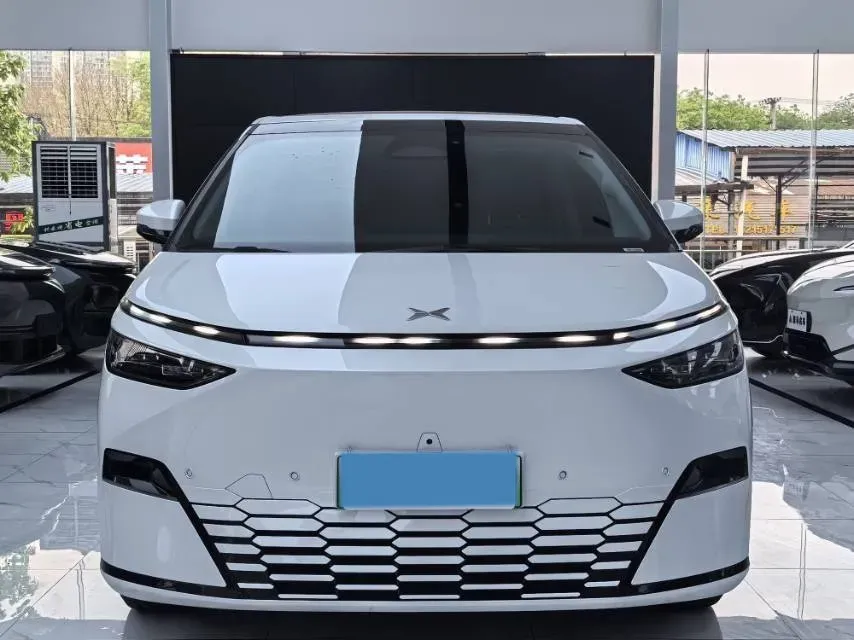 2024 Xpeng X9 BEV 101.5KWH,autocango,china used car exporter,china ev exporter,chinese used car exporter,chinese used ev exporter